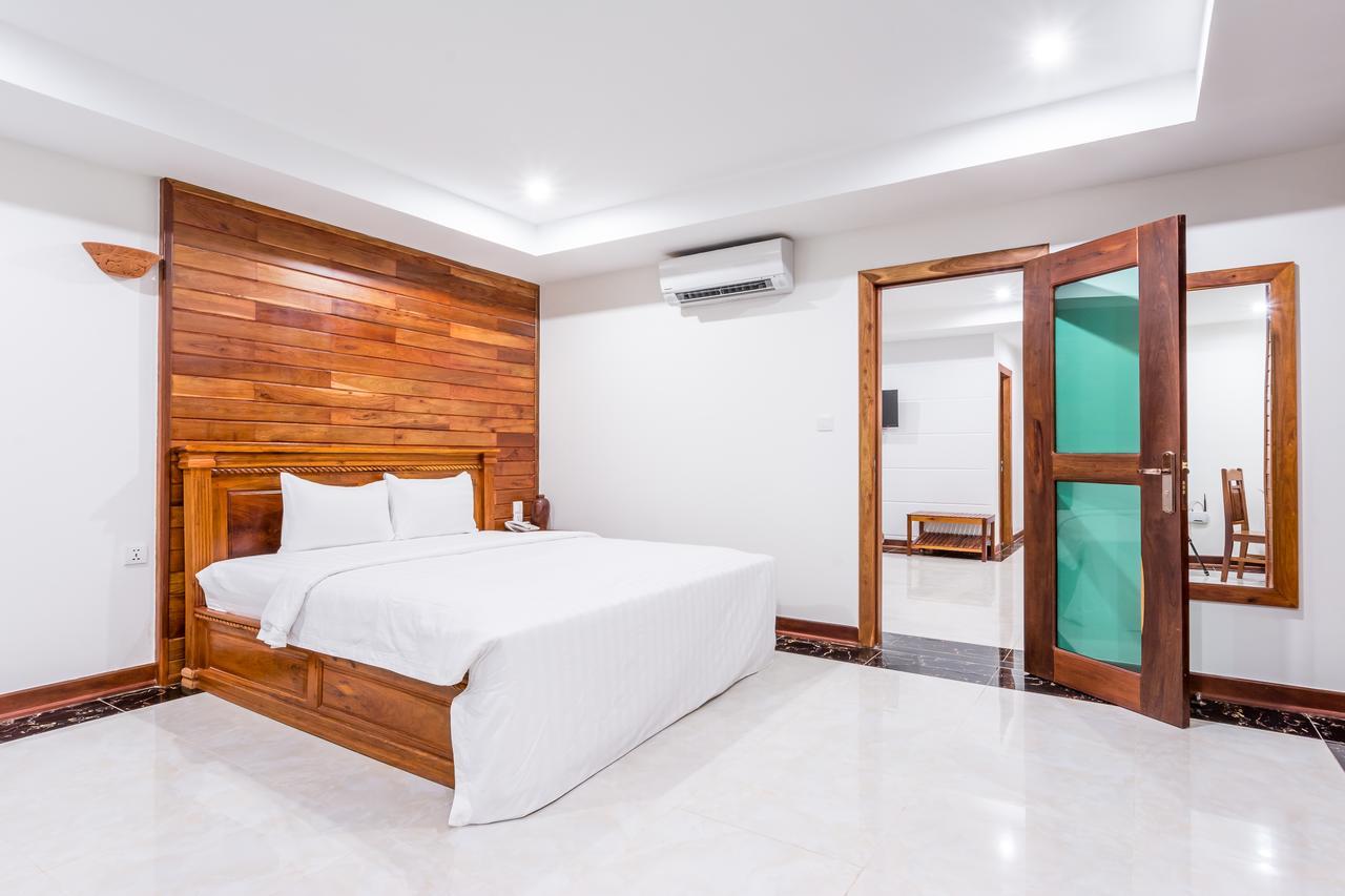 Relax Hotel Phnom Penh Zewnętrze zdjęcie