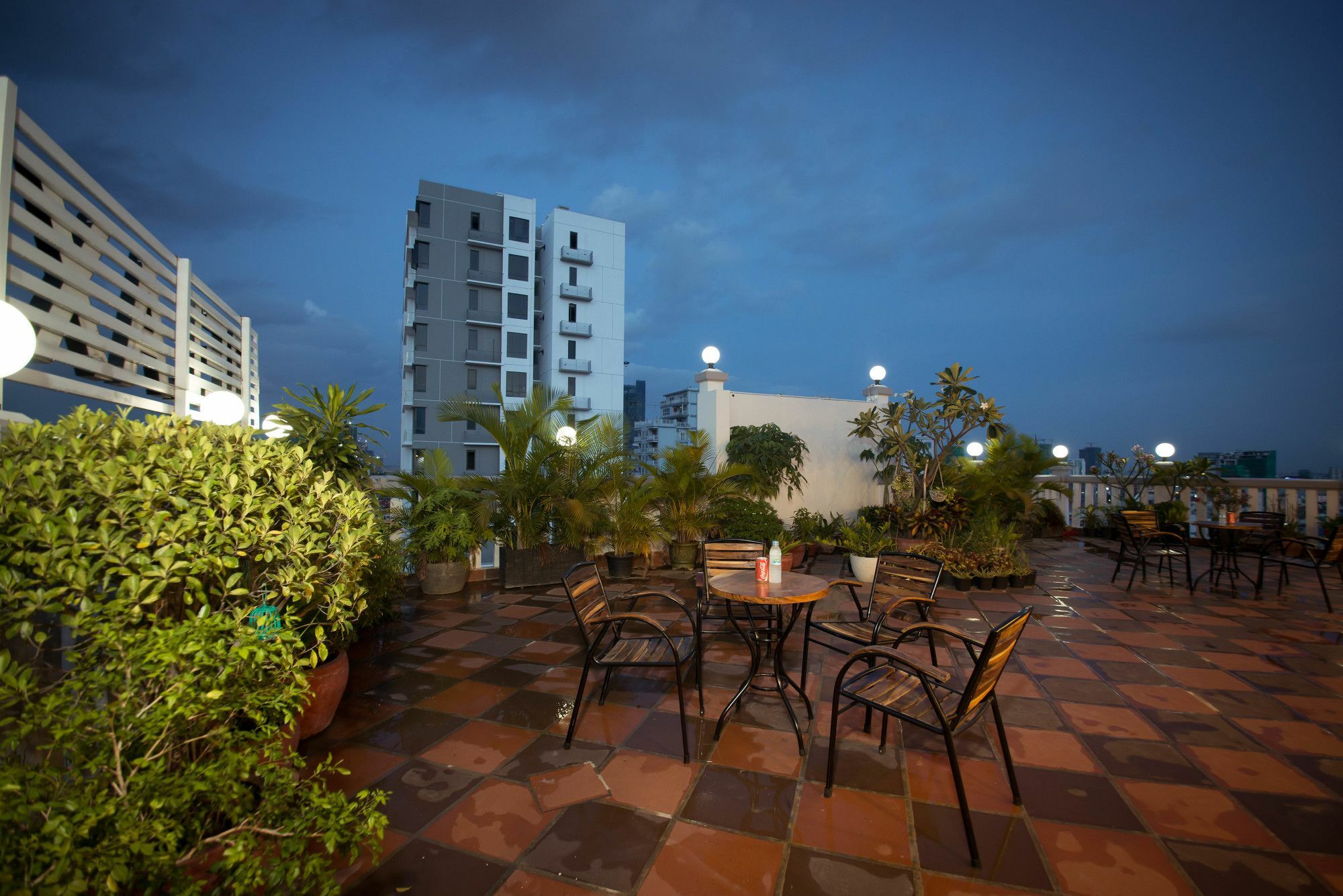 Relax Hotel Phnom Penh Zewnętrze zdjęcie