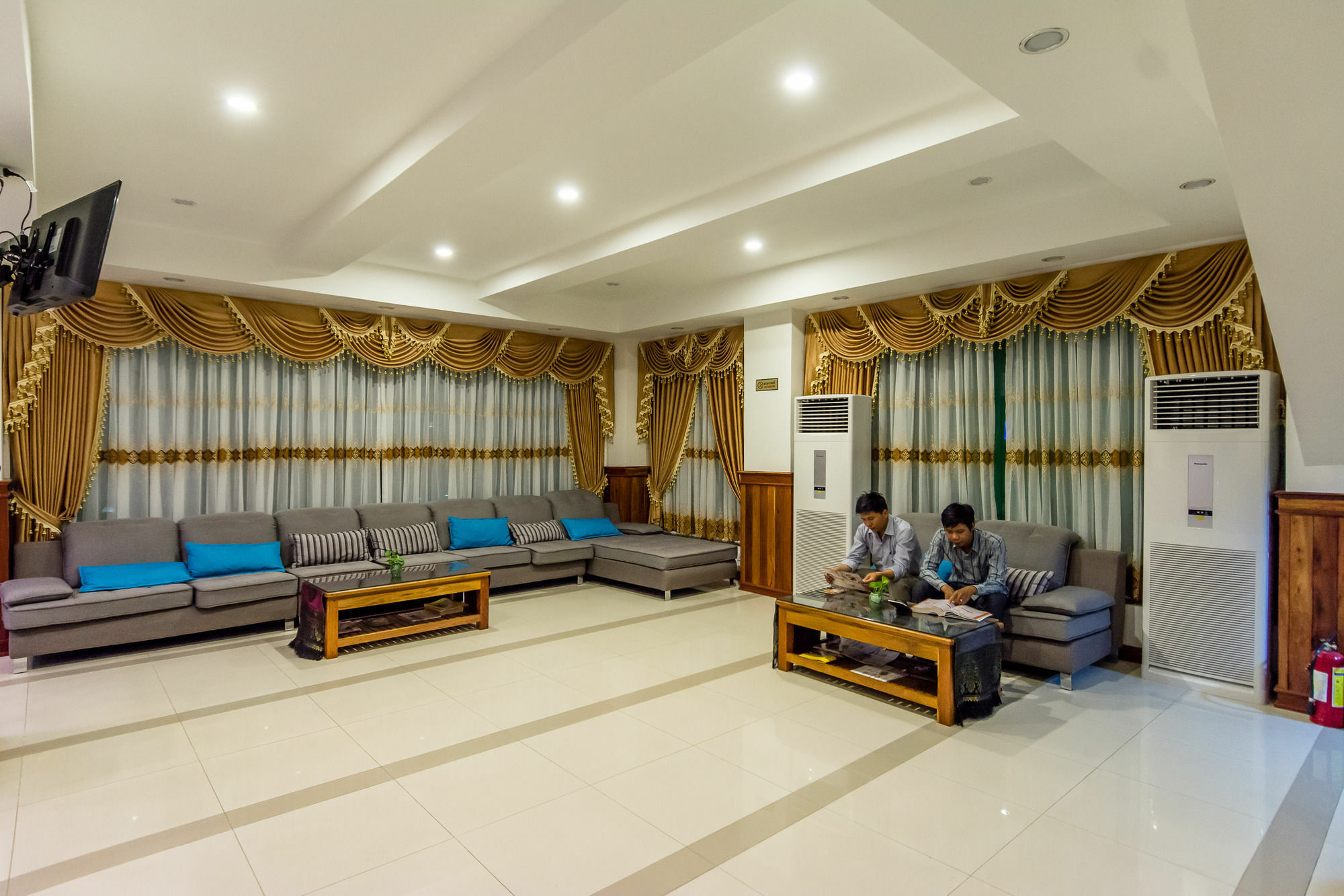 Relax Hotel Phnom Penh Zewnętrze zdjęcie